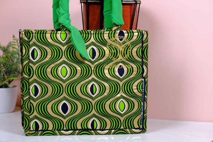 Ankara emerald wave handbag - Image 4